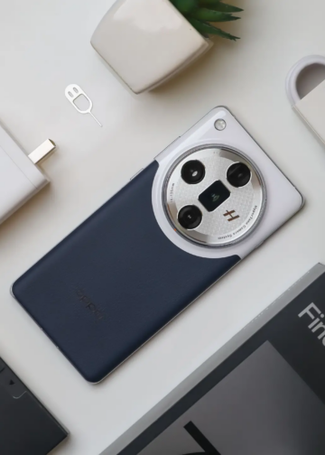 Flat lay of Oppo Find X7 Ultra smartphone with accessories on white background