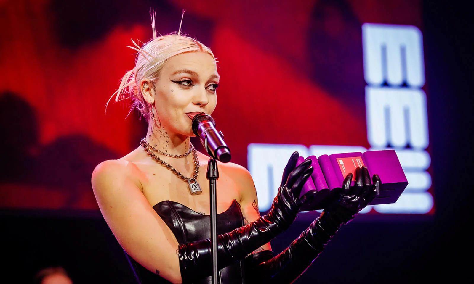 american music awards
