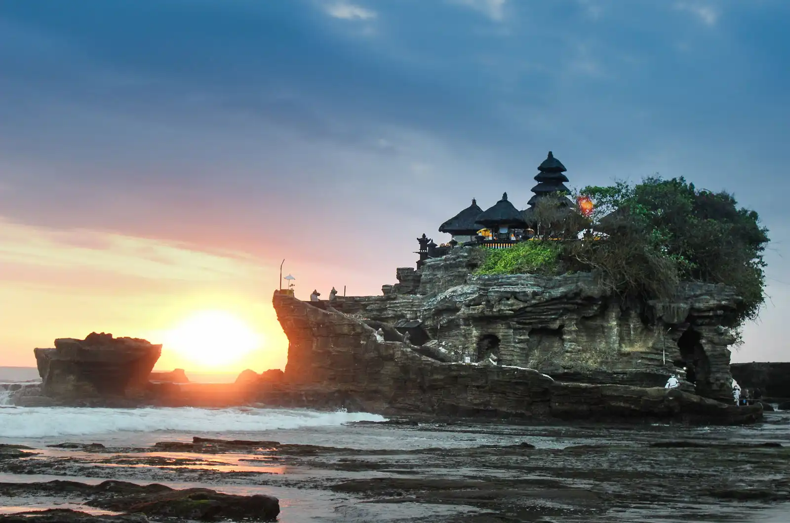 obama visits bali gutenverse news