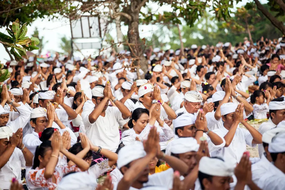 Hindus nyepi days