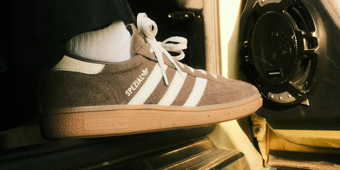 nikes vintage inspired shoes